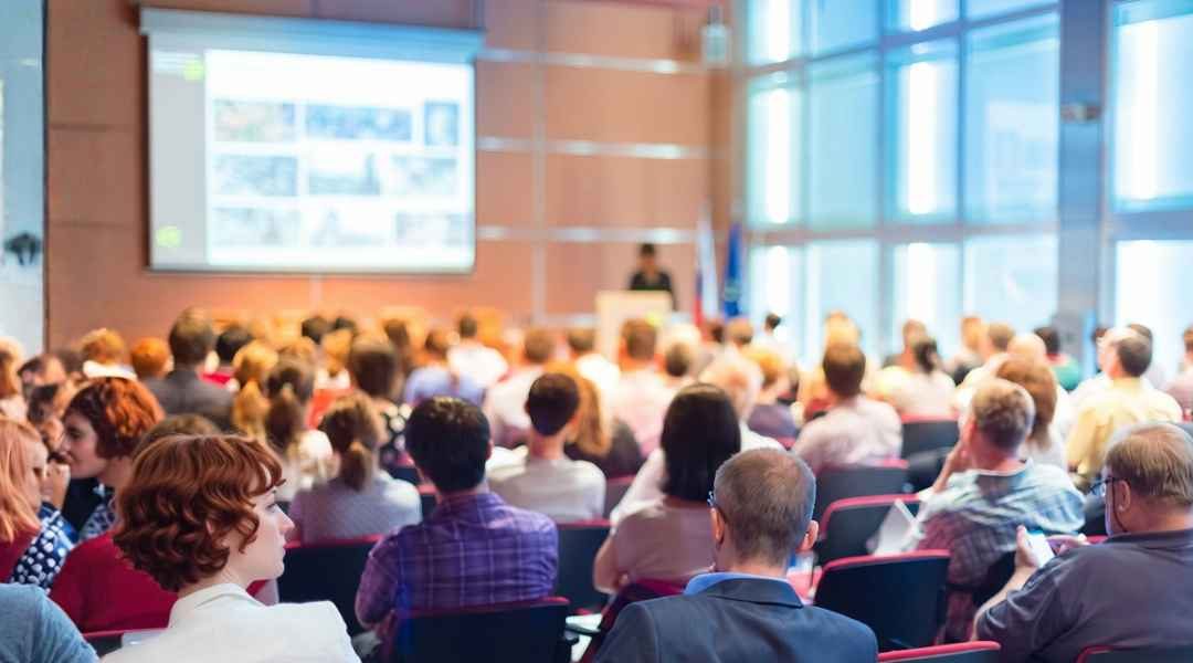 L’arte di presentare la tua azienda in inglese: la guida pratica per essere indimenticabile